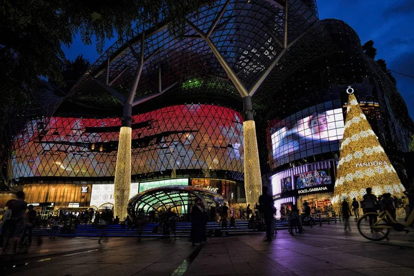 Singapur Grudnia 2017 Dekorację Świąteczną Singapore Orchard Road Ulicy Choinki — Zdjęcie stockowe