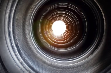 Eski kauçuk tüneli kapatın, seçici odak.  