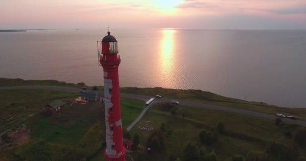 Pakri Leuchtturm vor einem wunderschönen Sonnenuntergang, Estland — Stockvideo