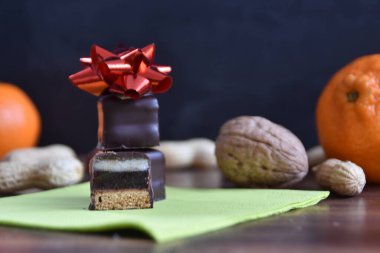 Ev yapımı şekerlemeler ve fıstıklarla dolu bir hayat