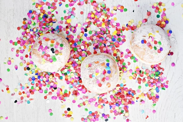 Carnival Donuts Germany Icing Sugar Light Wooden Surface Confetti Streamers — Stock Photo, Image