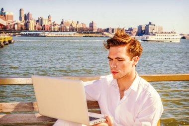 Amerikan kolej seyahat, New York'ta okuyan öğrenci