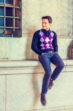 Genç adam rahat moda New York'ta