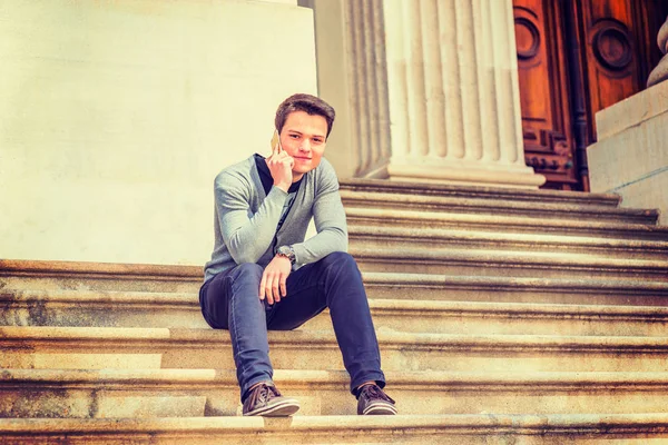 genç üniversite öğrencisi