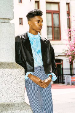 Genç çocuk dışında düşünme