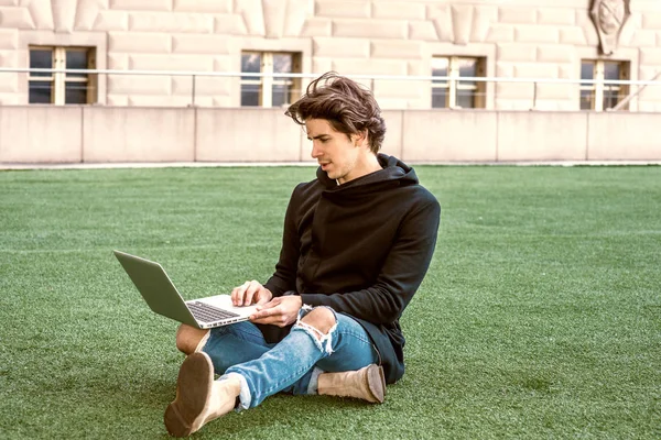 New York'ta Amerikan Koleji Öğrenci