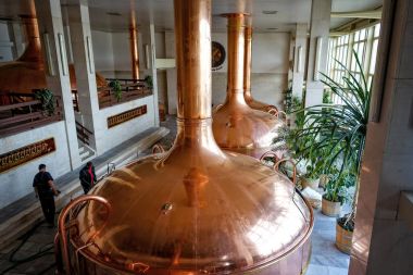 Ceske Budejovice, Çek Cumhuriyeti - 30 Haziran 2016: Budvar Budweiser bira. Malt yemek atölyesi.