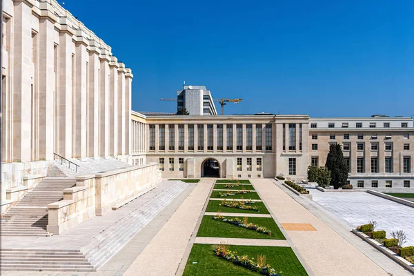 Geneve, Schweiz - 15 april 2019: Palace of Nations building - säte för Förenta nationerna — Stockfoto