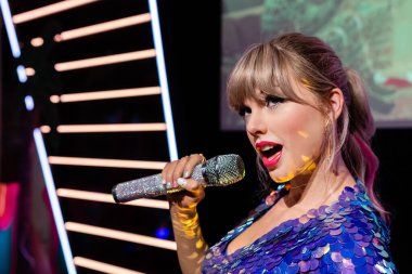 Londra, İngiltere, İngiltere - 2 Ocak 2020: Taylor Swift 'in Waxwork heykelleri, Madame Tussauds balmumu müzesi, popüler turistik etkinliklerden biri