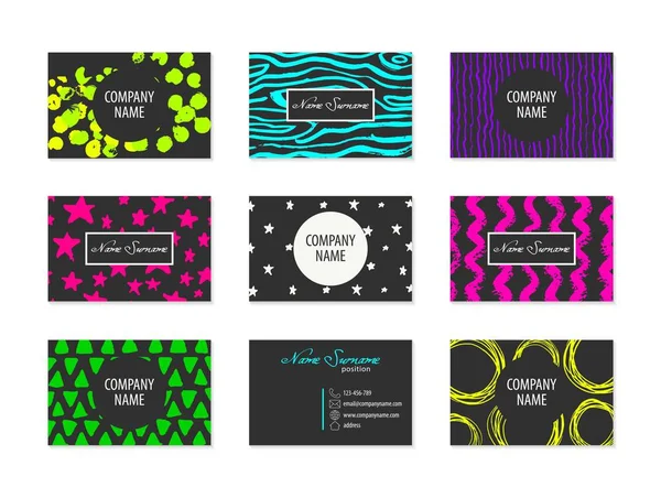 Kartvizit kümesiyle elle çizilmiş öğeleri