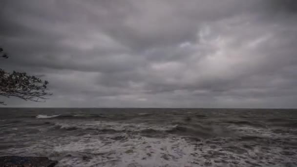 Santo Domingo beach Clouds from hurricane — Stock Video
