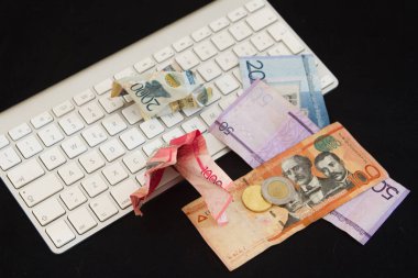 Prendere soldi con tecnologia