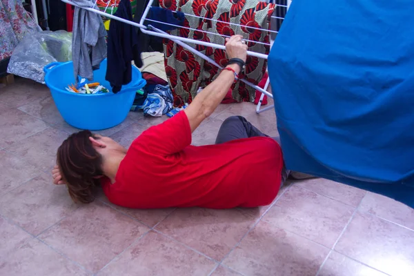 Domestic Accident Housewife Girl Who Fell Clothesline Home — Stock Photo, Image