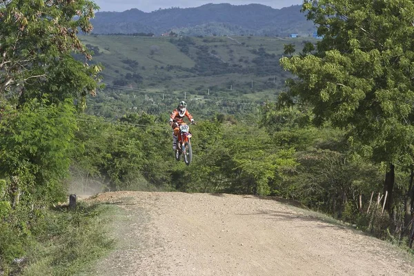 Sprung Mit Dem Motocross Bike Der Dominikanischen Republik Mai 2018 — Stockfoto