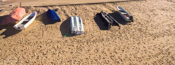 Balıkçı Teknelerinin Havadan Görünüşü Sardunya Nın Deniz Sahillerinde Durdu — Stok fotoğraf