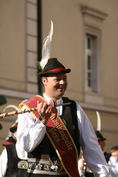 Tipik Müzik Grupları Ile Güney Tyrol Merano Üzüm Festivali Şehir — Stok fotoğraf