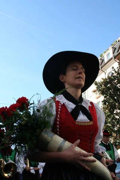 Meraner Traubenfest Südtirol Mit Typischen Musikkapellen Und Typischer Tiroler Tracht — Stockfoto