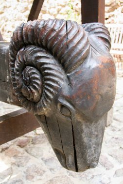 Castelsardo, sassari, italya, 20 / 03 / 2019 Sardunya Castelsardo şehri kristal berrak deniz ve antik müzesine bakan muhteşem kalesi