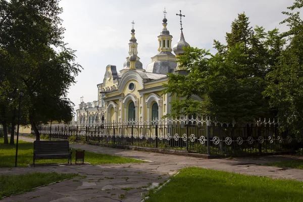Minusinsk 'teki Kurtarıcı Katedrali 1781' de burada inşa edilen ahşap kilise yerine 1803-1814 'te inşa edildi.