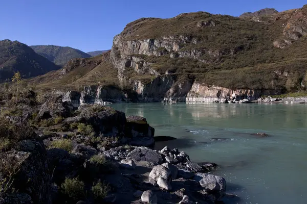 Altai dağları, Chuya yolu.