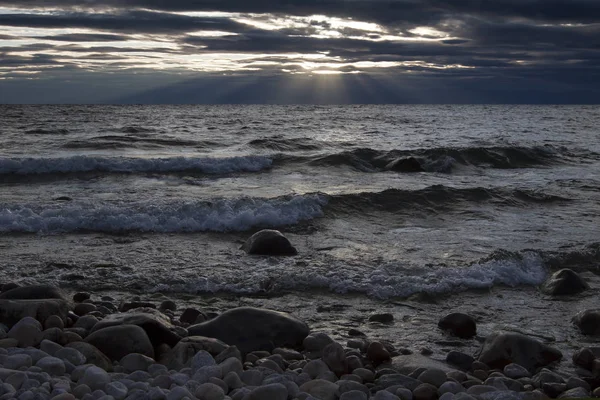 Baykal Gölü 'nün kuzeyinde, Severobaikalsk bölgesinde.