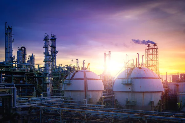 Planta Petroquímica Fundo Céu Por Sol Com Tanques Esfera Armazenamento — Fotografia de Stock