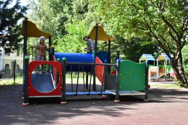 Parktaki güzel oyun parkı