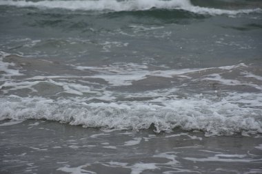 deniz ve dalgalar ve manzara,