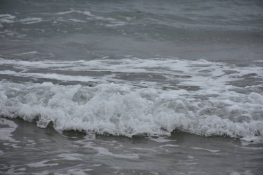 deniz ve dalgalar ve manzara,