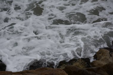 deniz ve dalgalar ve manzara,