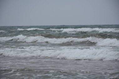 deniz ve dalgalar ve manzara,