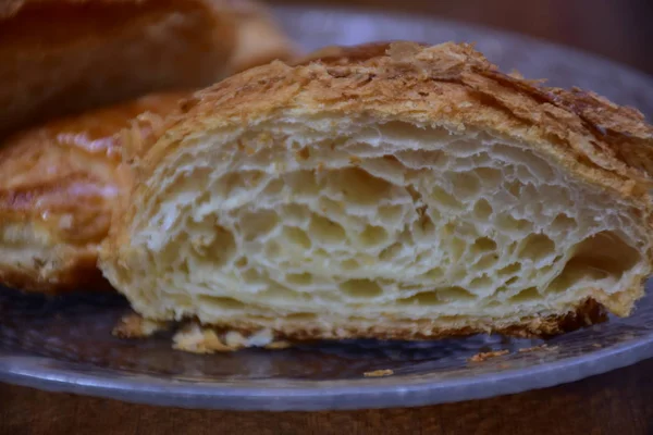 Delicioso Croissant Plato — Foto de Stock