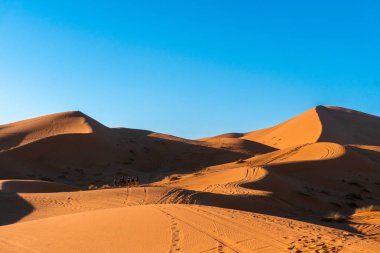 Sahra Çölü, Fas 'ta Erg Chebbi' nin kum tepeleri