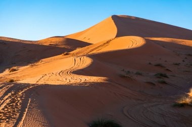 Sahra Çölü, Fas 'ta Erg Chebbi' nin kum tepeleri