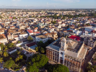 Tanzanya 'nın Zanzibar kentindeki ünlü belediye binasının hava görüntüleri.