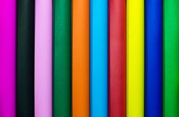 O papel de rolo multicolor é belamente exposto . — Fotografia de Stock