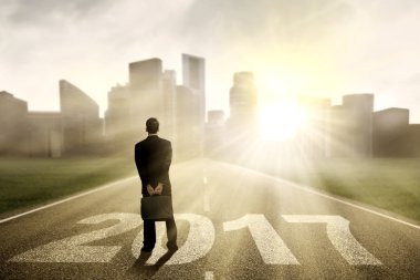 Yolda 2017 ile erkek işçi