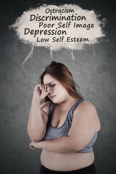 Overweight woman thinking her problems — Stock Image Overweight woman thinking her problems Stock Image