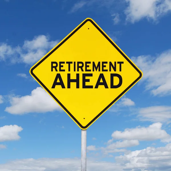 Wegwijzer met een tekst van pensionering vooruit — Stockfoto