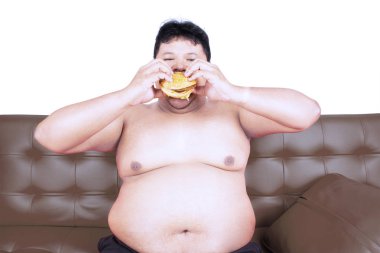Obur obez adam stüdyo hamburger ile