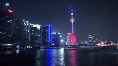  Shanghai manzarası Huangpu Nehri üzerinde