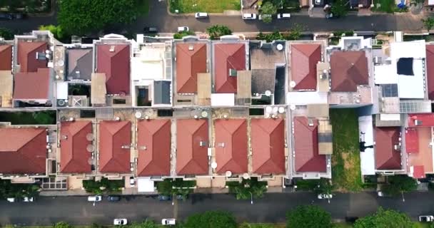 Vista aérea de casas suburbanas en Yakarta — Vídeos de Stock