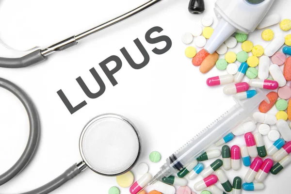 Lupus metin ve ilaç — Stok fotoğraf