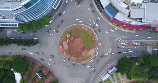 Road intersection in jakarta — Stock Video