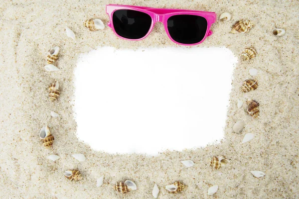 Frame gemaakt van witte strand zand — Stockfoto