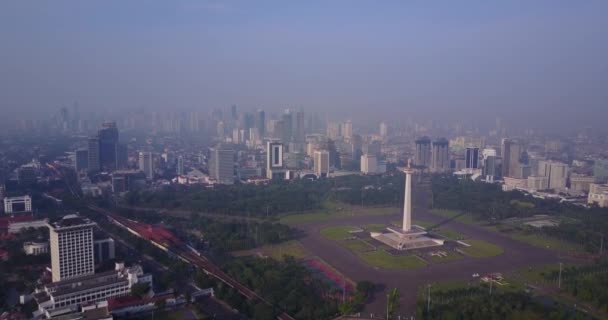 Flygfoto över nationalmonument i Jakarta — Stockvideo