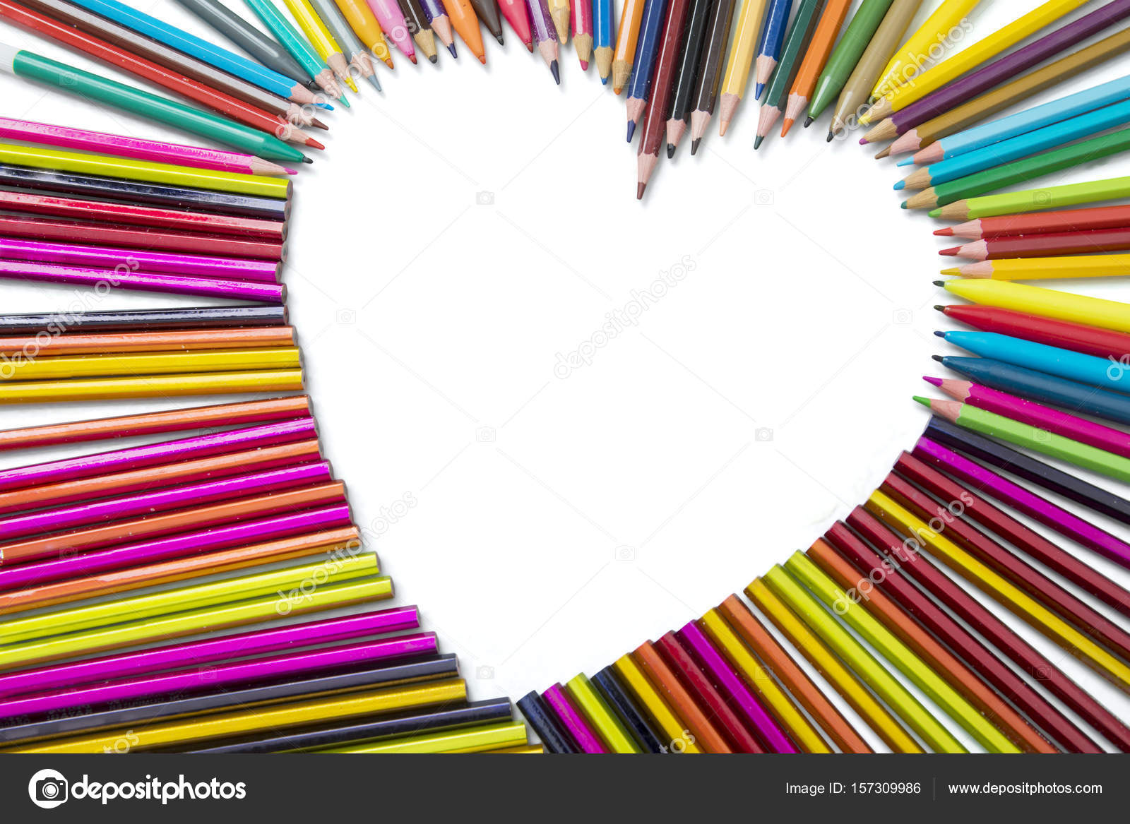 Simbolo di colore matite a forma di cuore — Foto Stock