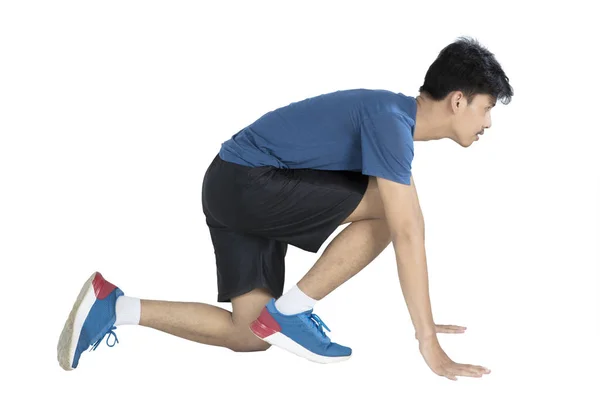 Young man is ready to run — Stock Photo, Image