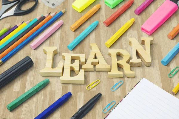 Öğrenin kelime ile renkli ileti örneği