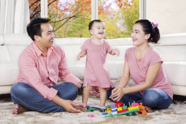 Anne, evde dans kızları arıyorum